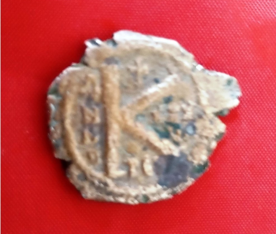 Θεσσαλονίκη: Συνελήφθη αρχαιοκάπηλος που βρέθηκαν σπίτι του αγιογραφία, βυζαντινό δαχτυλίδι και νομίσματα