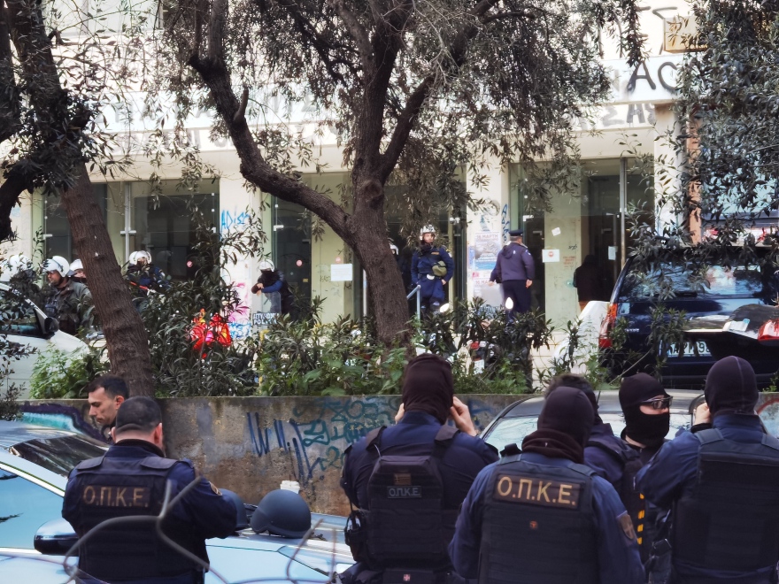 Ζωγράφου: Επιχείρηση της ΕΛΑΣ στην Πανεπιστημιούπολη μετά τις καταδρομικές επιθέσεις