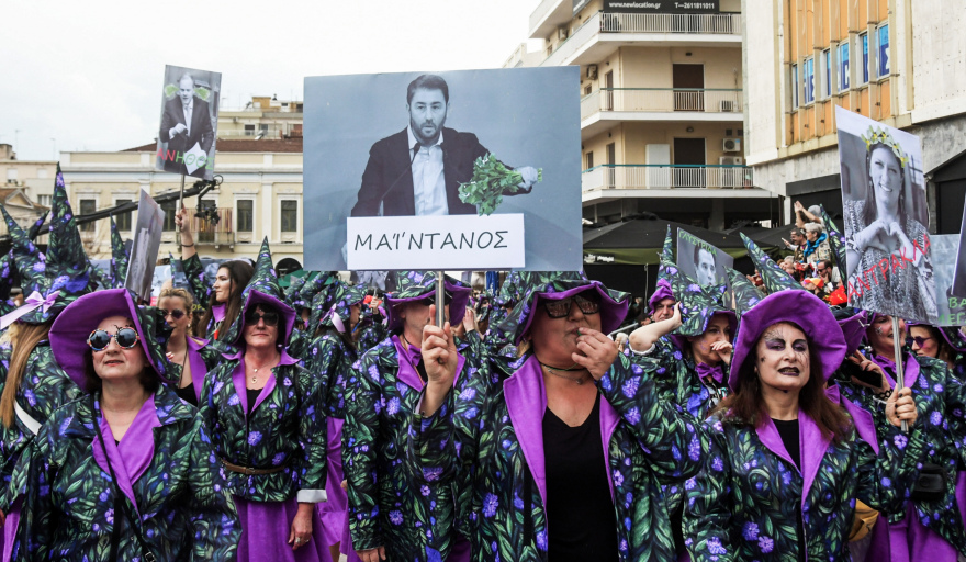 Έκαψαν τον καρνάβαλο στην Πάτρα - Περισσότεροι από 60 χιλιάδες πολίτες πήραν μέρος στις εκδηλώσεις