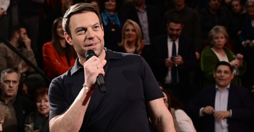 ΠΑΣΟΚ: Γιατί χάνει πόντους και τη δεύτερη θέση στα γκάλοπ