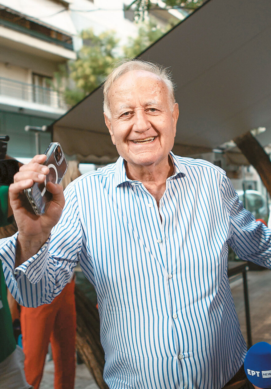 Στέφανος Κασσελάκης: Ο λαβύρινθος των «Kasselakis Co»