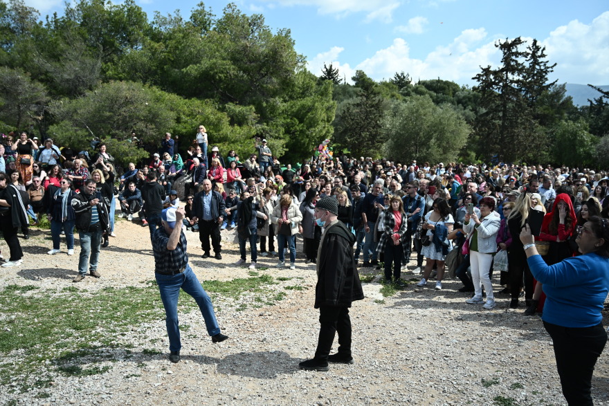 Δήμος Αθηναίων: Στον Λόφο του Φιλοπάππου ο Χάρης Δούκας