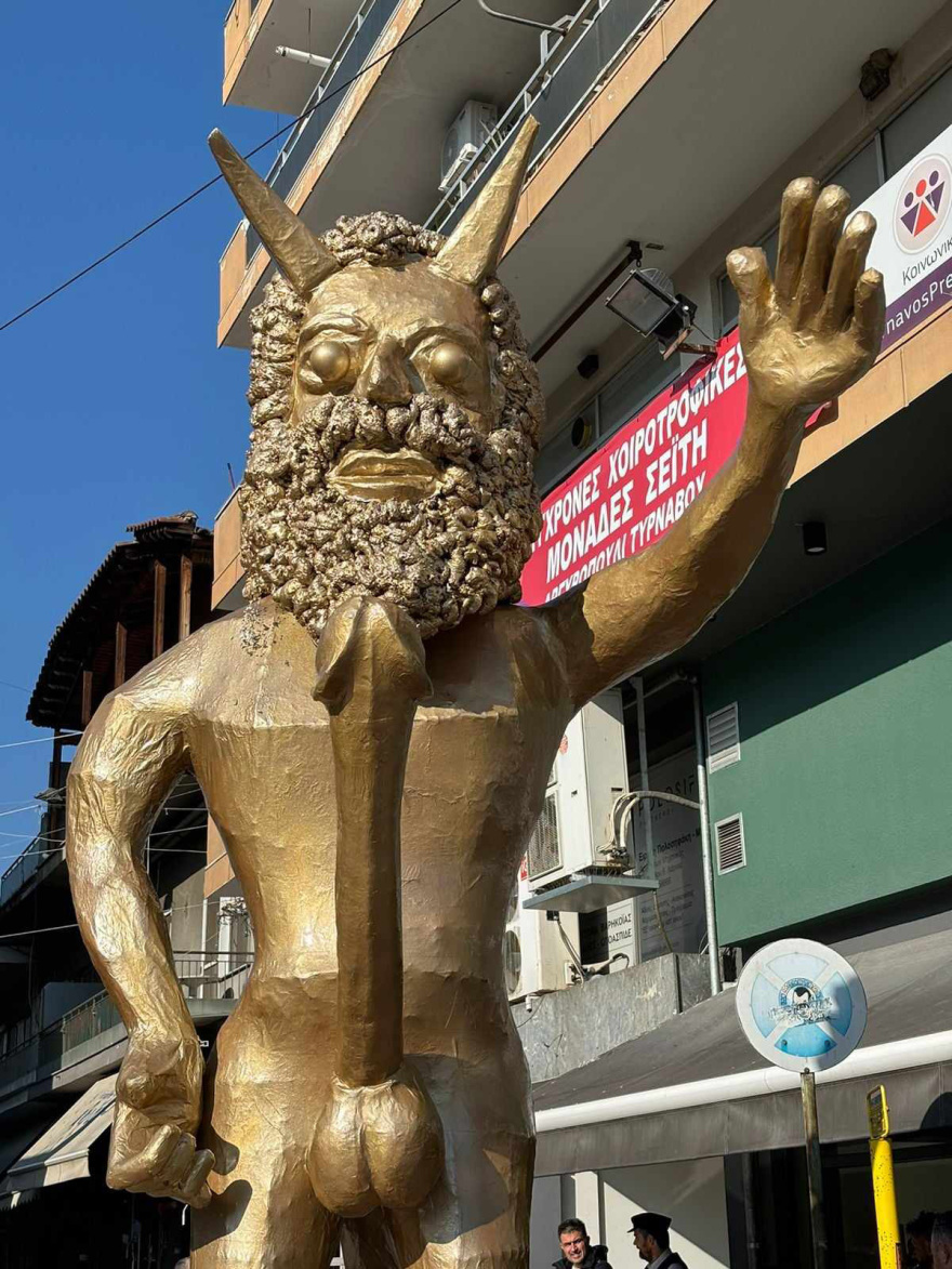 Τύρναβος: Αναβιώνει το «έθιμο του φαλλού» που κρατά από το 1898 - Τι συμβολίζει και πώς διατηρείται