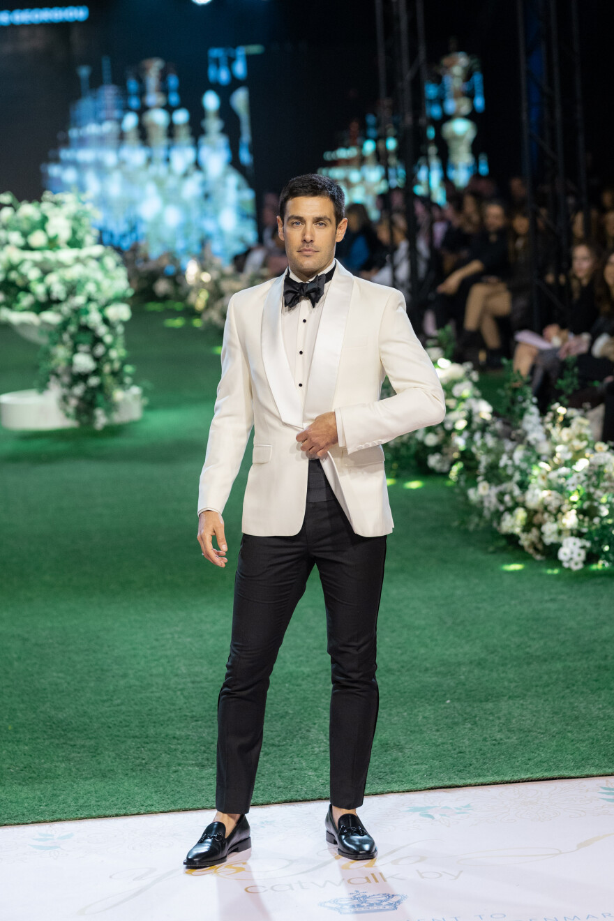 Η Ιωάννα Παλιοσπύρου ντύθηκε νύφη για καλό σκοπό - Δείτε φωτογραφίες