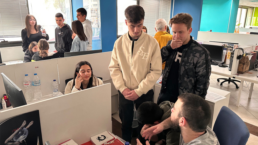 To 4o Λύκειο Αχαρνών έφτιαξε το δικό του «Πρώτο Θέμα»