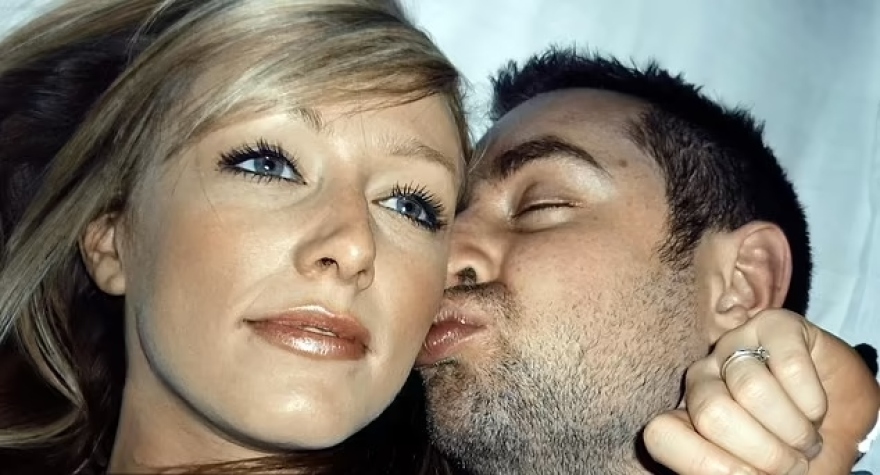 Βρετανία: Αποκάλυψε την άγρια κακοποίηση που δεχόταν από τη σύζυγό του επί 20 χρόνια και γίνεται ντοκιμαντέρ