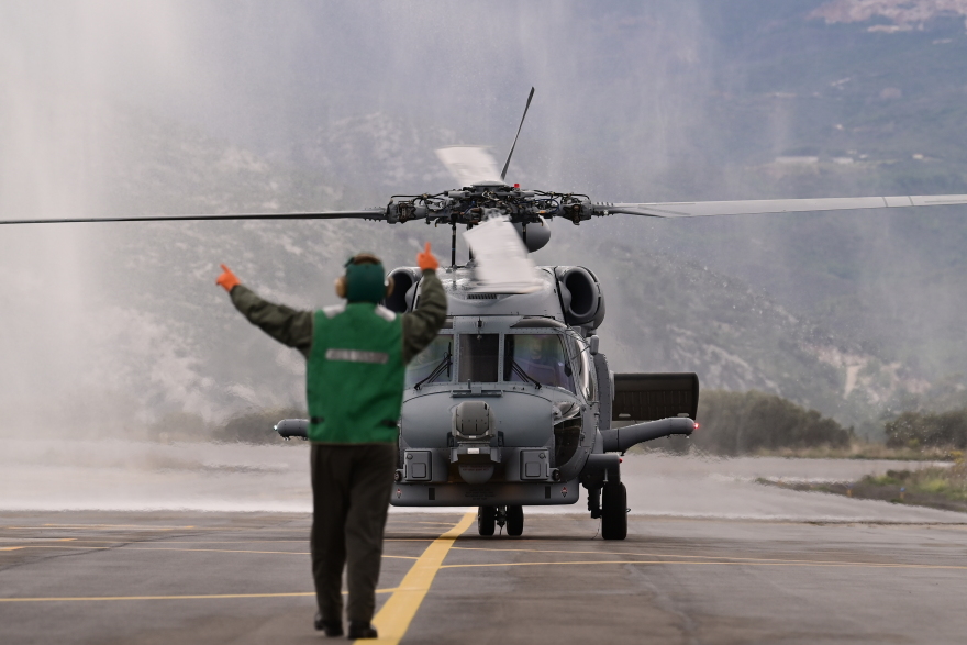 Δένδιας: Tα ελικόπτερα MH-60 Romeo δίνουν νέες δυνατότητες στο Πολεμικό Ναυτικό