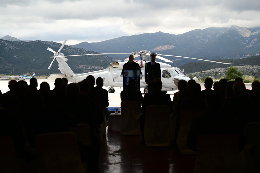 Δένδιας: Tα ελικόπτερα MH-60 Romeo δίνουν νέες δυνατότητες στο Πολεμικό Ναυτικό