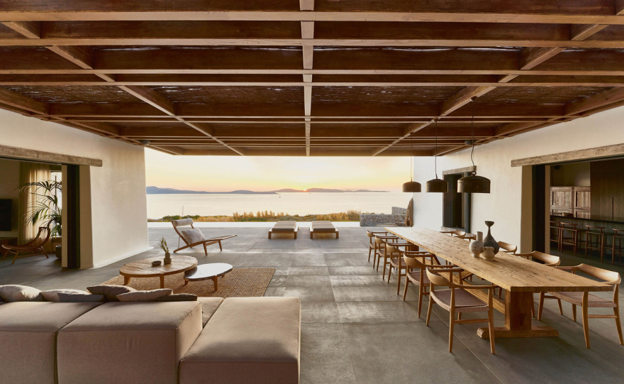 Αυτή την Κυριακή  μη χάσετε το Πρώτο Θέμα 