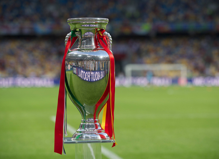 Δες από κοντά το κύπελλο του UEFA EURO 2024