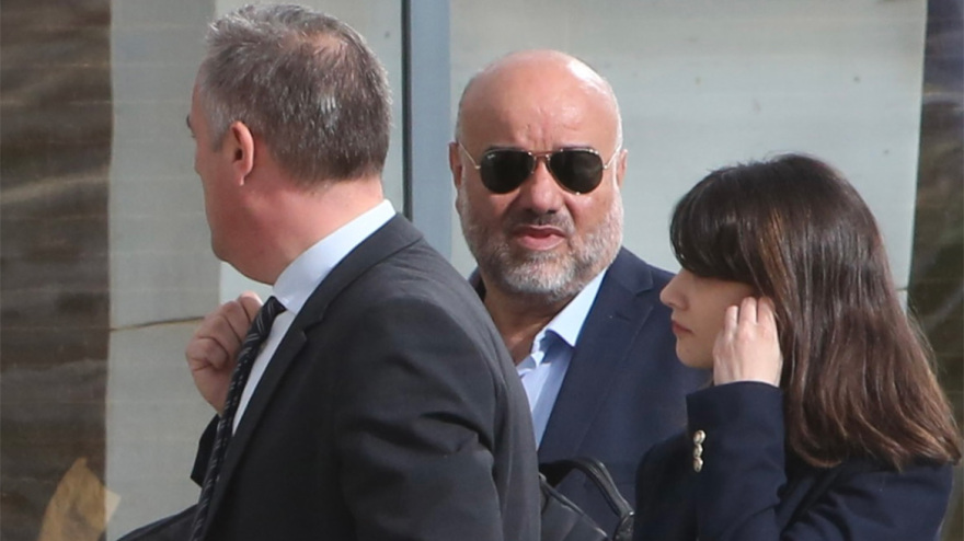 Δίκη Κωστόπουλου-Κατάθεση Βαζάκα: Toυ είπα πως η Αθανασοπούλου τον κατηγορεί για βιασμό και μου είπε να πάει μαζί της στην Αστυνομία 