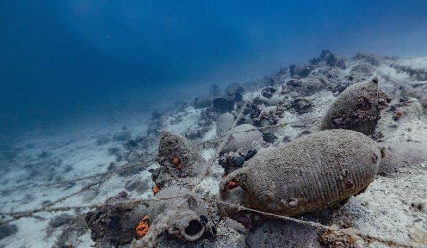 Φούρνοι: Σπουδαία ευρήματα στον βυθό της θάλασσας - Όσα ανέσυραν δύτες από ναυάγιο, δείτε φωτογραφίες