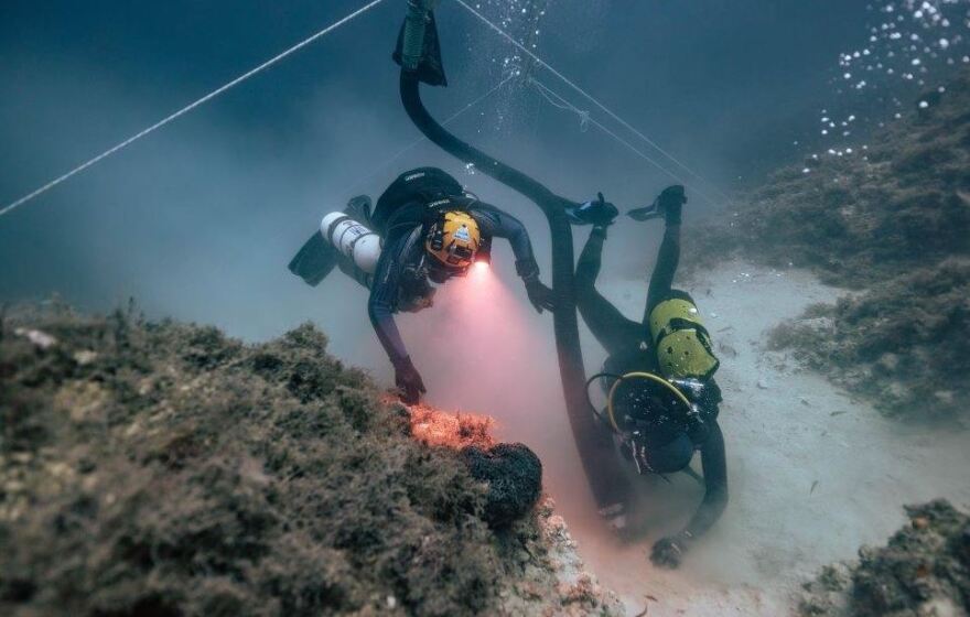 Φούρνοι: Σπουδαία ευρήματα στον βυθό της θάλασσας - Όσα ανέσυραν δύτες από ναυάγιο, δείτε φωτογραφίες