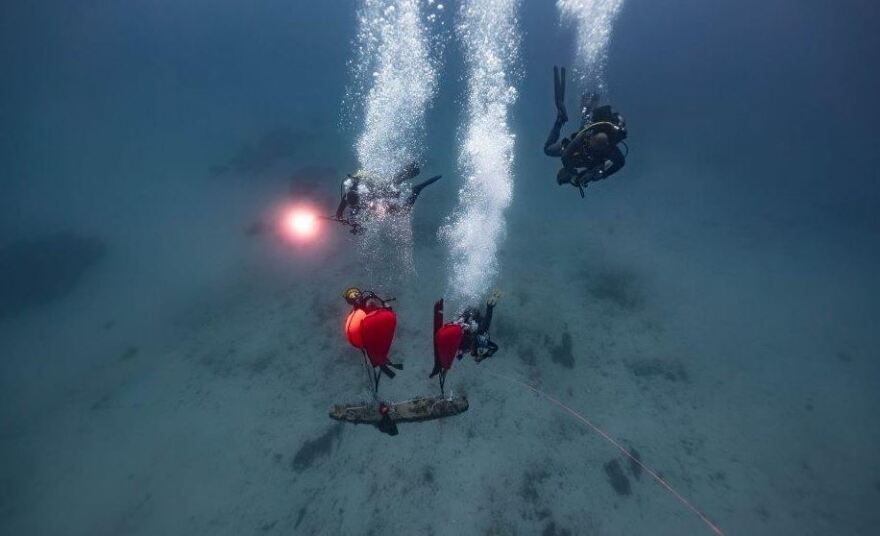 Φούρνοι: Σπουδαία ευρήματα στον βυθό της θάλασσας - Όσα ανέσυραν δύτες από ναυάγιο, δείτε φωτογραφίες