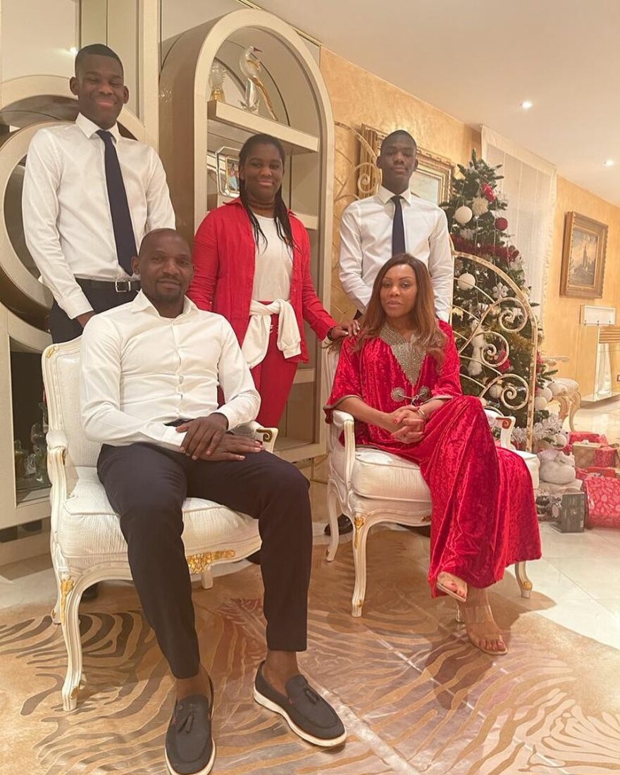 Πρώην παίκτης των Ρεάλ, Τσέλσι και Λάρισας ζητά διαζύγιο γιατί τα παιδιά δεν είναι δικά του!