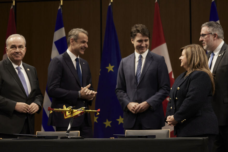 Μητσοτάκης στη συνάντηση με Τριντό: Η Ελλάδα θα είναι η πρώτη χώρα που θα πάρει τα νέα Canadair