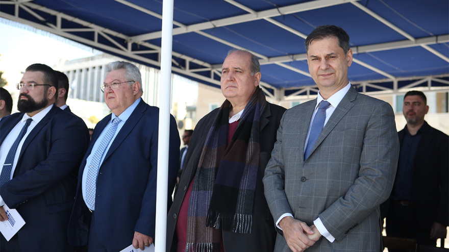 Μαθητική παρέλαση στην Αθήνα με 230 σχολεία - «Με πίστη και σθένος μπορούμε να πετύχουμε πολλά» το μήνυμα Πιερρακάκη