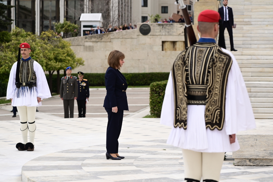 25η Μαρτίου: Η μεγάλη στρατιωτική παρέλαση μέσα από 15 εντυπωσιακές φωτογραφίες