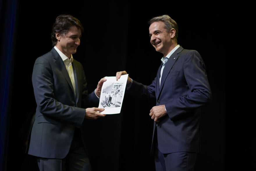 Κυριάκος Μητσοτάκης: Βρήκε φωτογραφία του Τριντό από επίσκεψη στην Ακρόπολη σε παιδική ηλικία