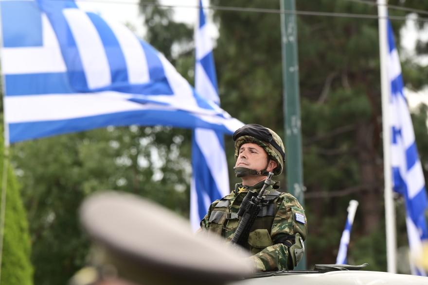 25η Μαρτίου: Η μεγάλη στρατιωτική παρέλαση μέσα από 15 εντυπωσιακές φωτογραφίες