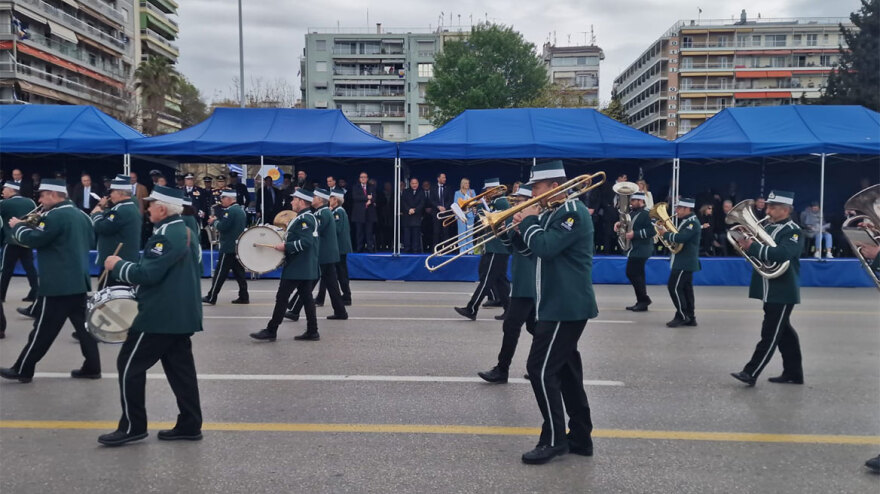 25η Μαρτίου: Με λαμπρότητα ολοκληρώθηκε η μαθητική παρέλαση στη Θεσσαλονίκη - Δείτε βίντεο