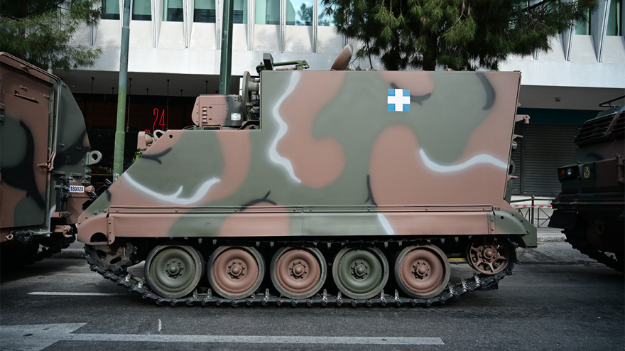 25η Μαρτίου: Η μεγάλη στρατιωτική παρέλαση μέσα από 15 εντυπωσιακές φωτογραφίες