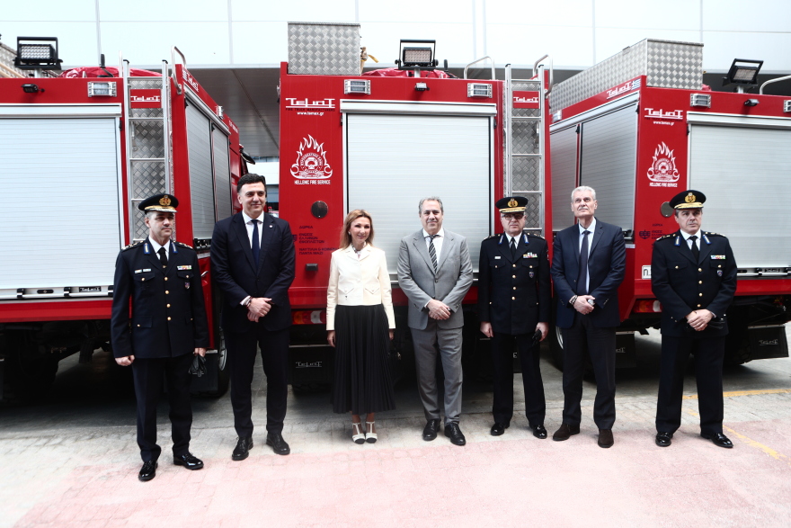 Δωρεά €2,5 εκατ.: Οι εφοπλιστές στηρίζουν την Πυροσβεστική με εξοπλισμό