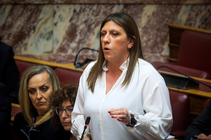 Βουλή: Σε υψηλούς τόνους η συζήτηση για την πρόταση δυσπιστίας 