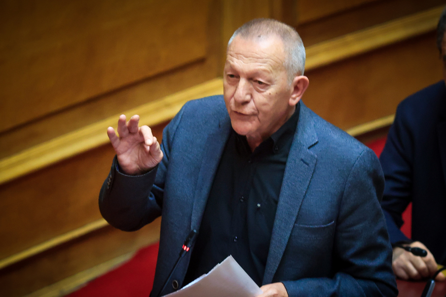 Βουλή: Σε υψηλούς τόνους η συζήτηση για την πρόταση δυσπιστίας 