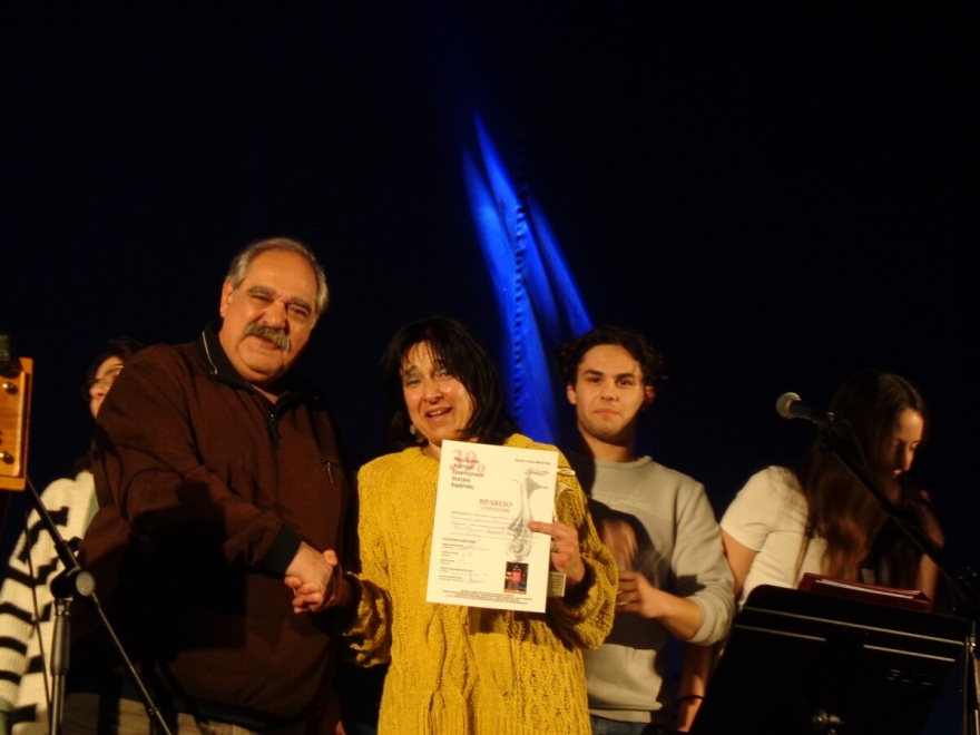 Καρδίτσα- Φεστιβάλ: Ο Σταύρος Ξαρχάκος τιμήθηκε κατά το 39ο Πανελλήνιο Φεστιβάλ Ερασιτεχνικού Θεάτρου 