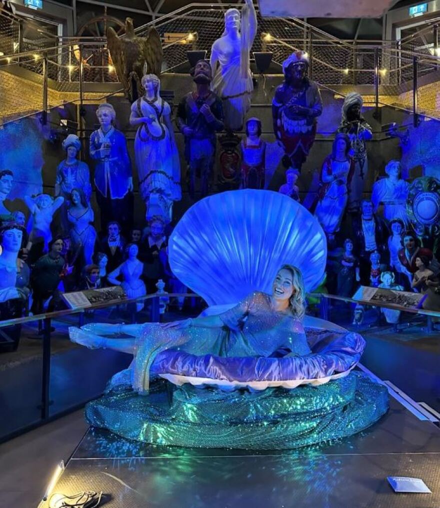 Μαριέττα Χρουσαλά: Ποζάρει σαν μια άλλη γοργόνα μέσα σε κοχύλι