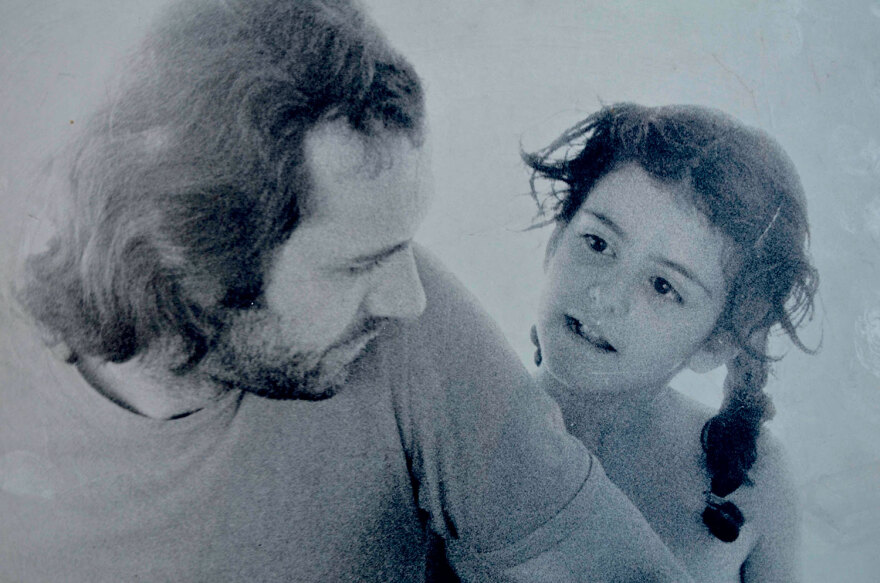 Χλόη Ακριθάκη: Στον τροχό της τέχνης