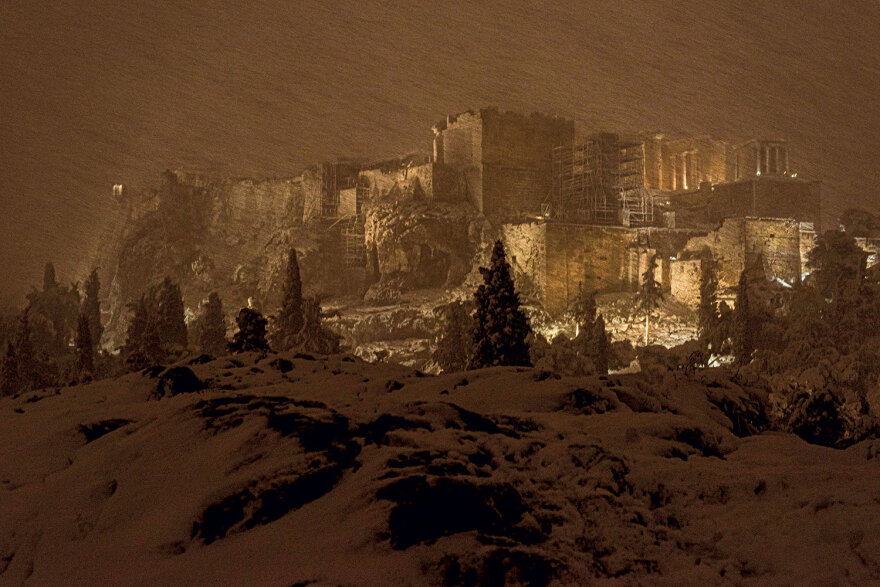 Χλόη Ακριθάκη: Στον τροχό της τέχνης