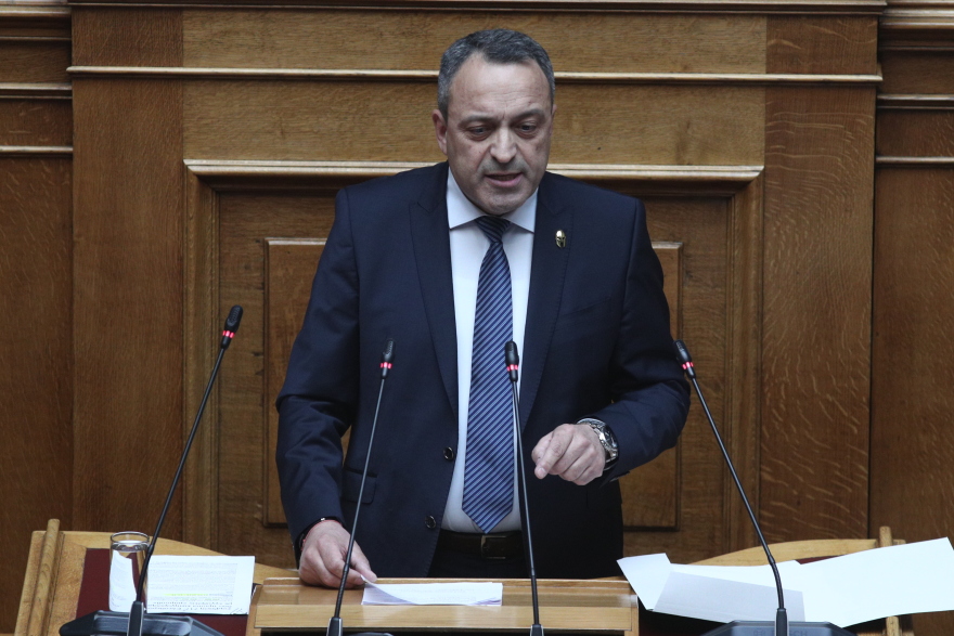 Πρόταση δυσπιστίας: Ξεκίνησαν οι τοποθετήσεις των πολιτικών αρχηγών - Δείτε live