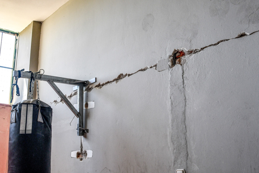 Σεισμός: Ζημιές στη Ζαχάρω μετά τα 5,7 Ρίχτερ - Προβλήματα και στον Δήμο Ανδρίτσαινας-Κρεστένων