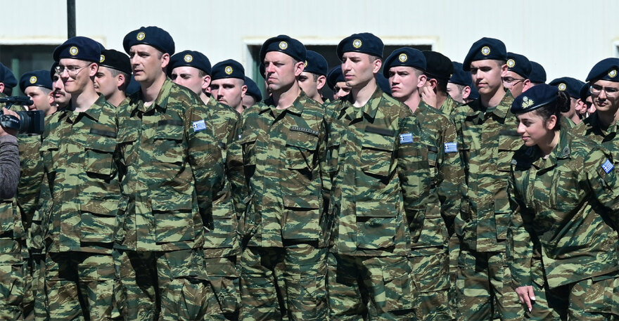 Κασσελάκης: «Συν ένα παιδιά» - Λάθος νούμερο στα κεράκια της τούρτας για τα γενέθλιά του - Βίντεο