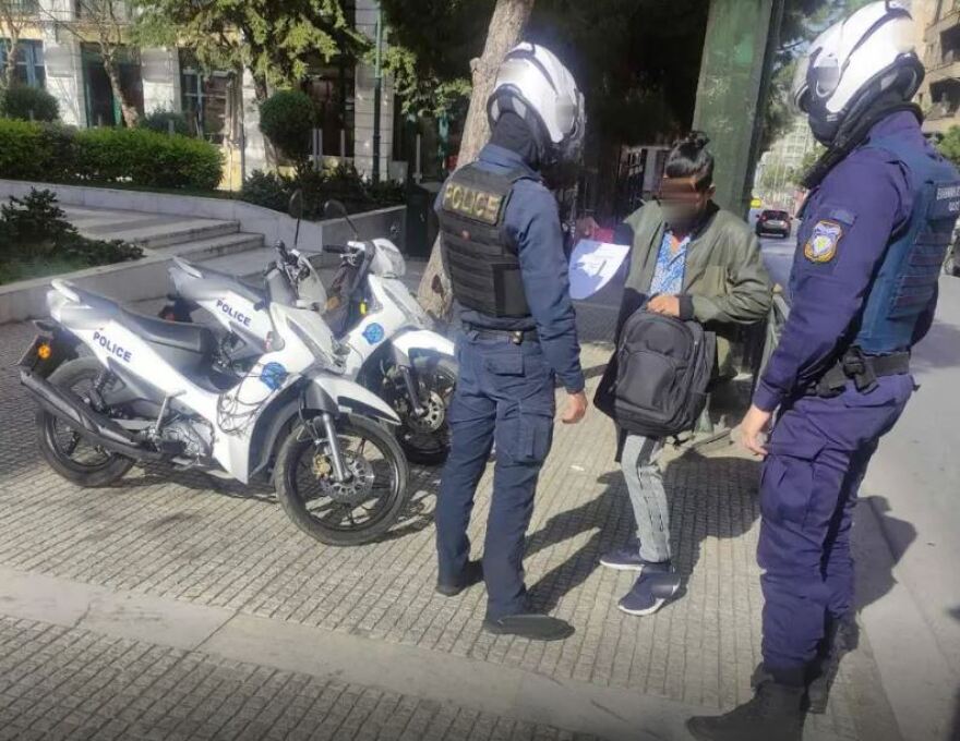 ΕΛΑΣ: 57 συλλήψεις σε ειδική επιχείρηση κατά της παραβατικότητας στο κέντρο της Αθήνας