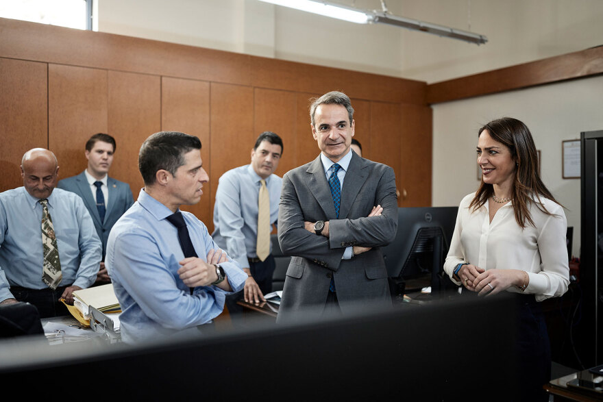 Μητσοτάκης: Σε εργοστάσιο μπαχαρικών στου Ρέντη - «Ο κατώτατος μισθός έχει αυξηθεί περισσότερο από τον πληθωρισμό»