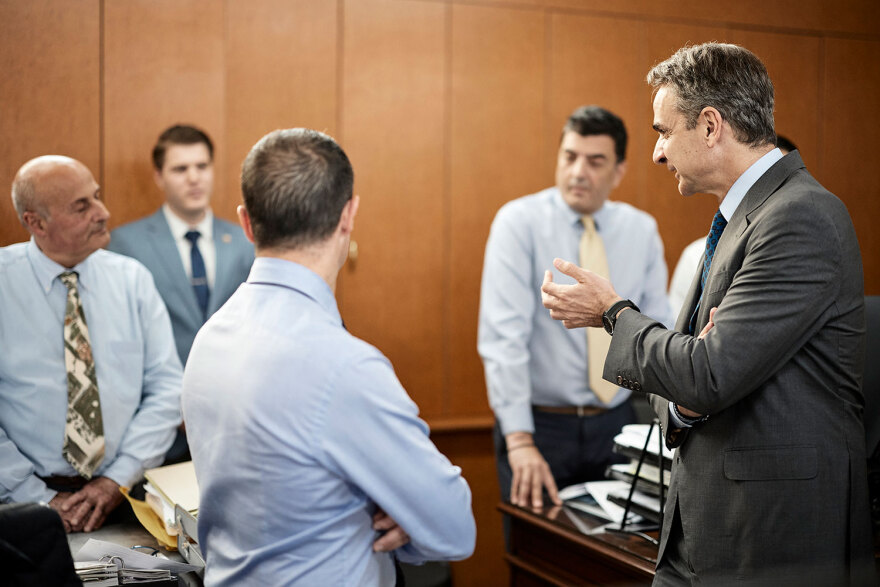 Μητσοτάκης: Σε εργοστάσιο μπαχαρικών στου Ρέντη - «Ο κατώτατος μισθός έχει αυξηθεί περισσότερο από τον πληθωρισμό»