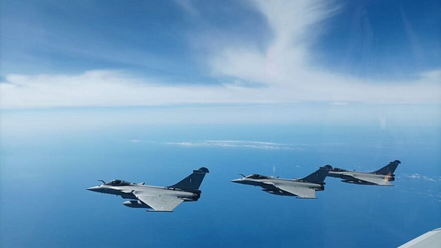 Πολεμική Αεροπορία: Συμμετείχε με 4 Rafale σε πολυεθνική άσκηση στη Γαλλία - Βίντεο και φωτογραφίες