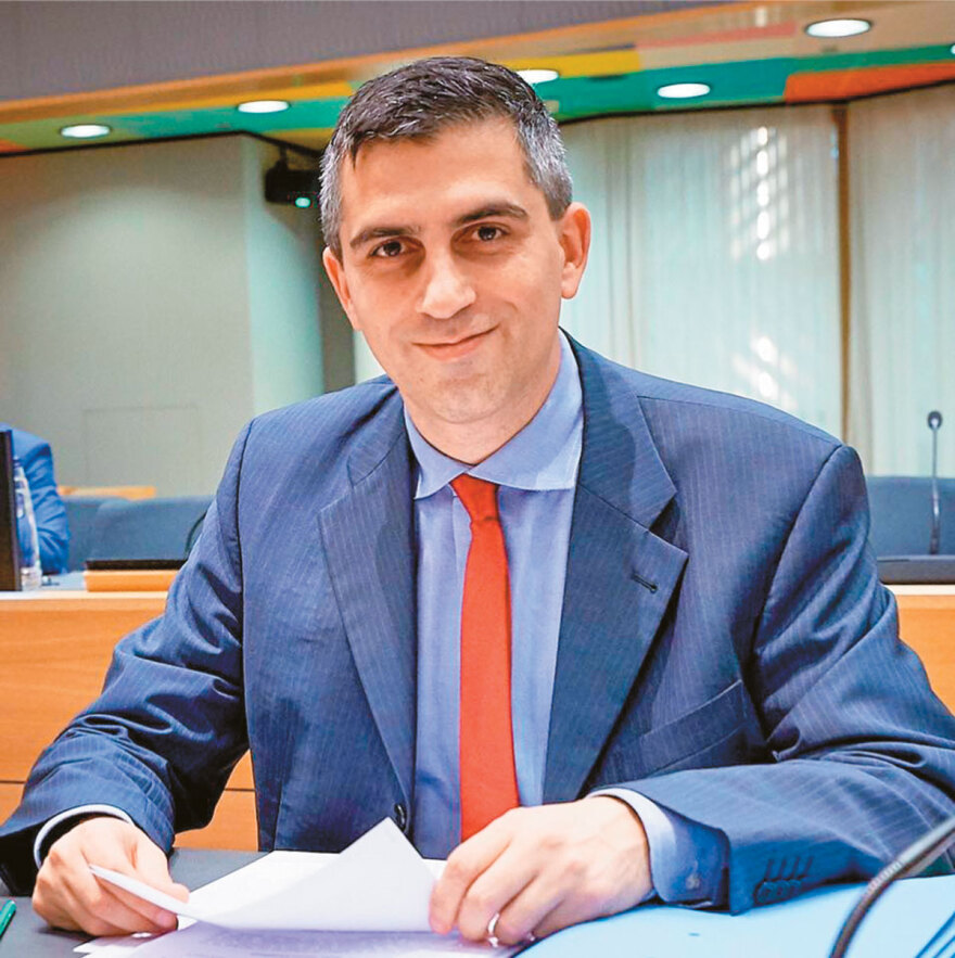 Ελληνικό Χόλιγουντ: Με αυστηρά κριτήρια η επιδότηση για ταινίες και σίριαλ - Τι αλλάζει με το νέο νομοσχέδιο