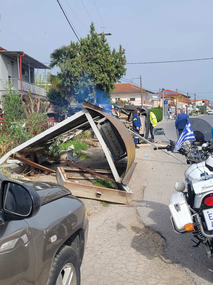 Τραγωδία στη Βέροια: Θρήνος για την 21χρονη και την 68χρονη που σκοτώθηκαν στη στάση λεωφορείου