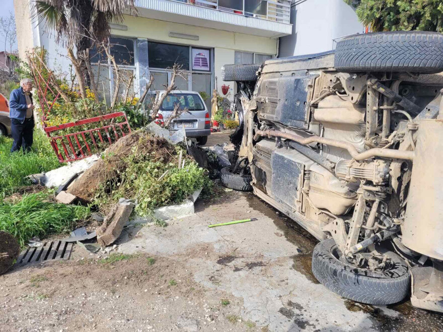 Τραγωδία στη Βέροια: Θρήνος για την 21χρονη και την 68χρονη που σκοτώθηκαν στη στάση λεωφορείου