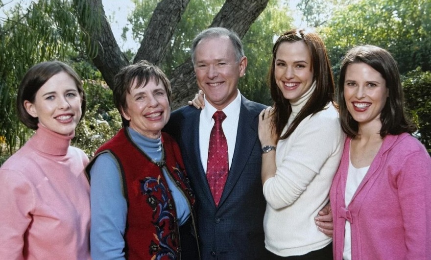 Τζένιφερ Γκάρνερ: Πέθανε ο πατέρας της ηθοποιού - Η ανάρτησή της στο Instagram