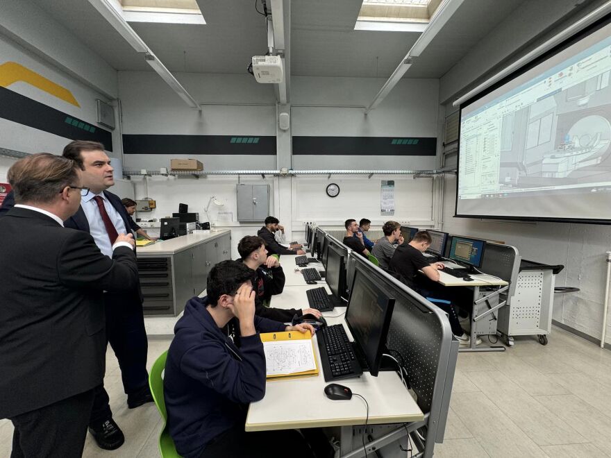 Κυριάκος Πιερρακάκης: Στην Αυστρία ο υπουργός Παιδείας