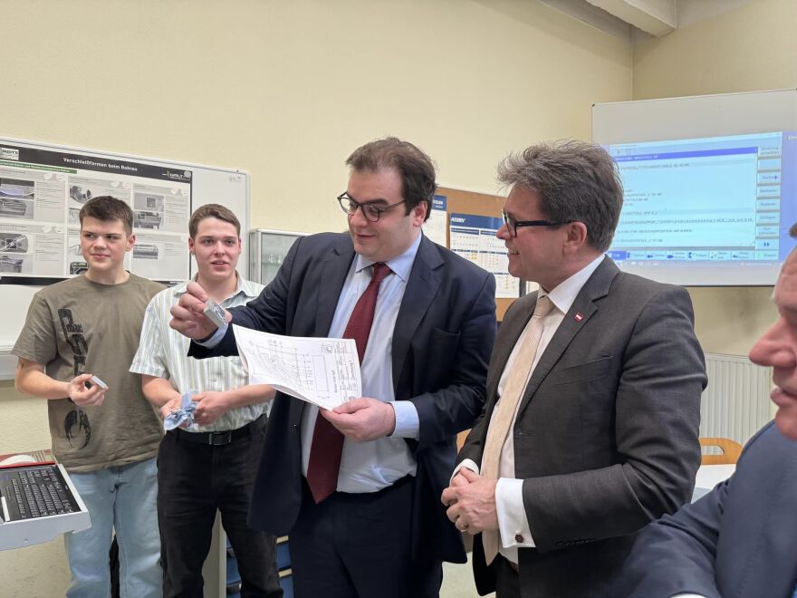 Κυριάκος Πιερρακάκης: Στην Αυστρία ο υπουργός Παιδείας