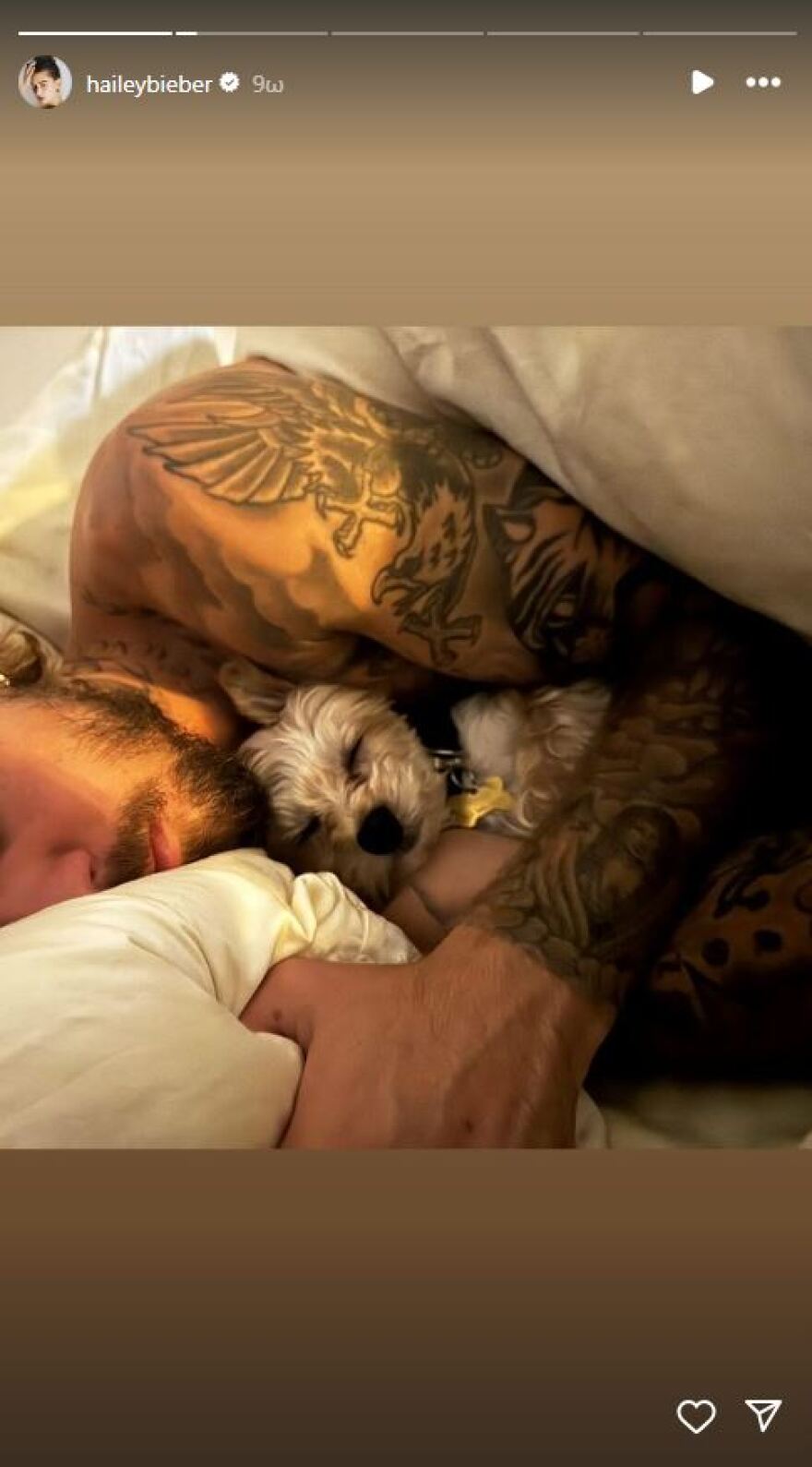 Τζάστιν Μπίμπερ: Δεν παίρνει διαζύγιο από τη Χέιλι Μπίμπερ - Είναι πολύ ευτυχισμένοι, λέει πηγή 