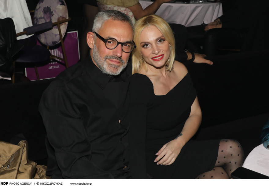 Ελεωνόρα Ζουγανέλη - Νίκος Συρίγος: Πόζαραν αγκαλιασμένοι σε βραδινή τους έξοδο