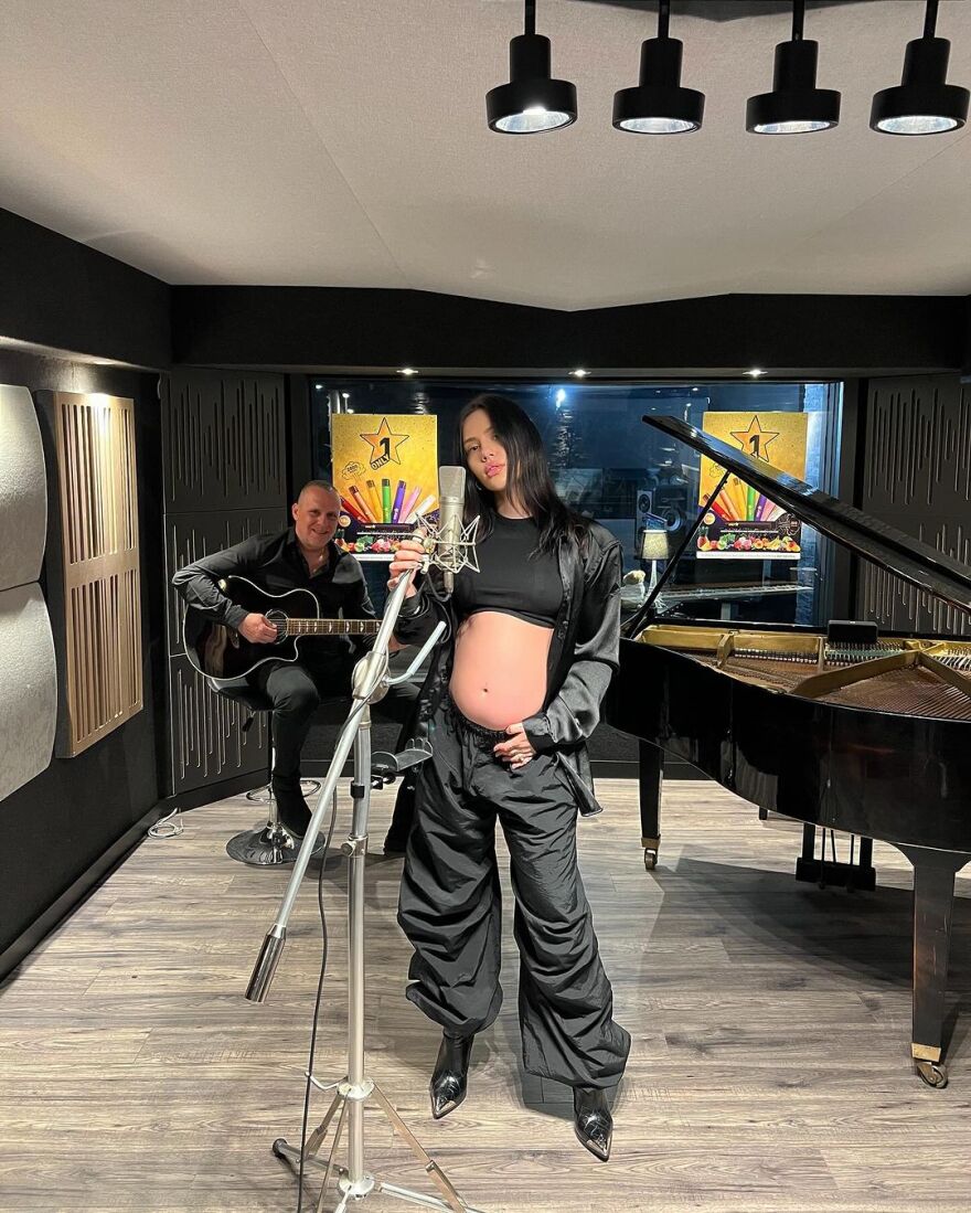 Έλενα Τσαγκρινού: Με φουσκωμένη κοιλιά στο Instagram - Δείτε τις νέες φωτογραφίες