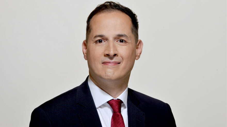 Αυτά είναι τα 13 νέα ονόματα υποψηφίων ευρωβουλευτών του κόμματος του Λοβέρδου